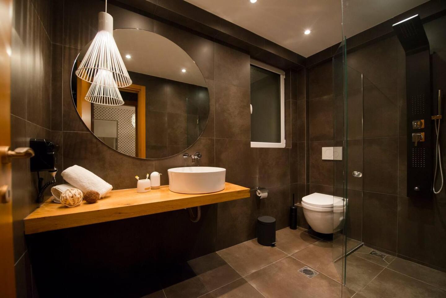 Ma Maison Nο 2, Luxury Central Suite With Parking, Ultra High Speed Internet 200 Mbps, 15' To Acropolis By Metro, 1' From Metro アテネ エクステリア 写真