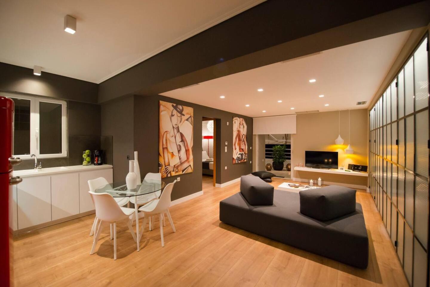 Ma Maison Nο 2, Luxury Central Suite With Parking, Ultra High Speed Internet 200 Mbps, 15' To Acropolis By Metro, 1' From Metro アテネ エクステリア 写真
